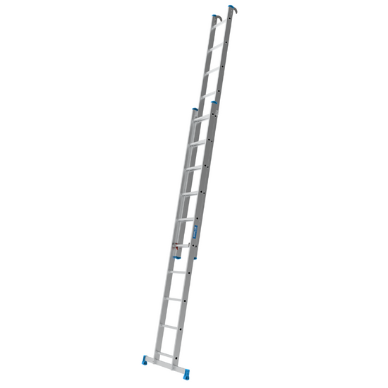 Escalera STARLINE de MANO 2x10, altura cerrada 3,39 m, máxima 5,92 m, ideal para uso moderado y mantenimiento rápido.